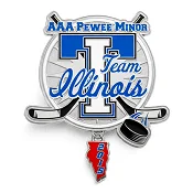 Custom trading pin for Team Illinois AAA Peewee Minor hockey, featuring a large blue “I” over a silver hockey puck background with two crossed sticks. The design includes a puck in motion and a red Illinois state charm labeled “2015.”